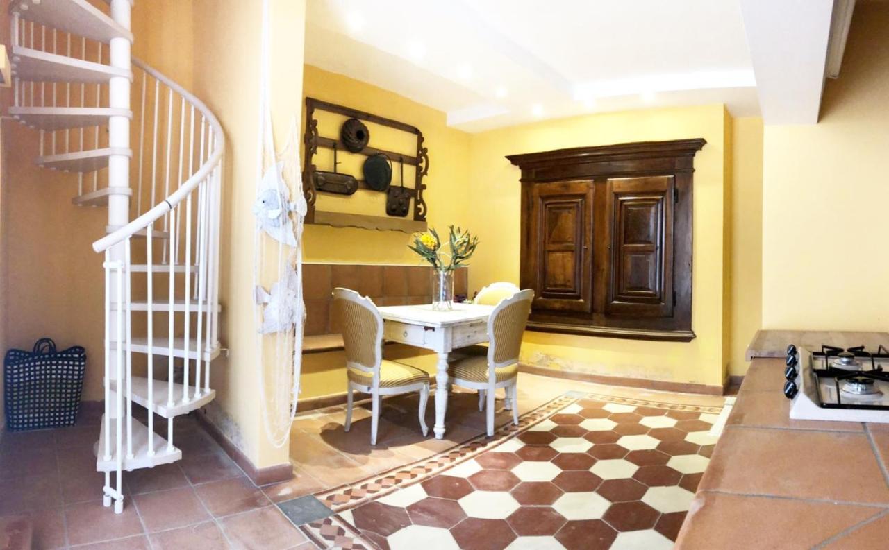 Luxury House Il Borgo Antico Lägenhet Casale Marittimo Exteriör bild